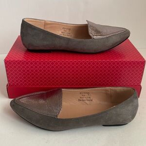 Journee ballet flat, size 7, grey/silver
